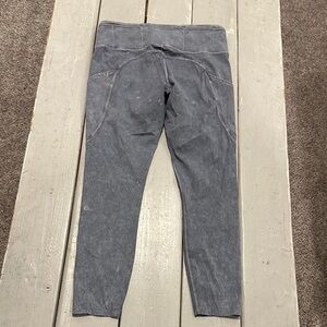 Lululemon Fast and Free High Rise Tight 25" *Ice Dye
Ice Wash Asphalt Grey sz 10
